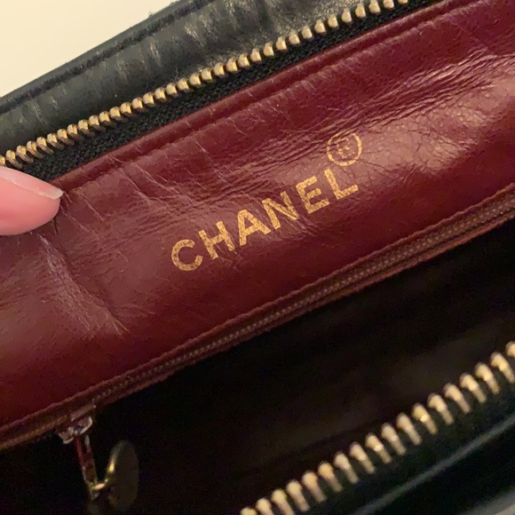SOLD Chanel vintage shopping tote flap bag - Picture 9 of 12